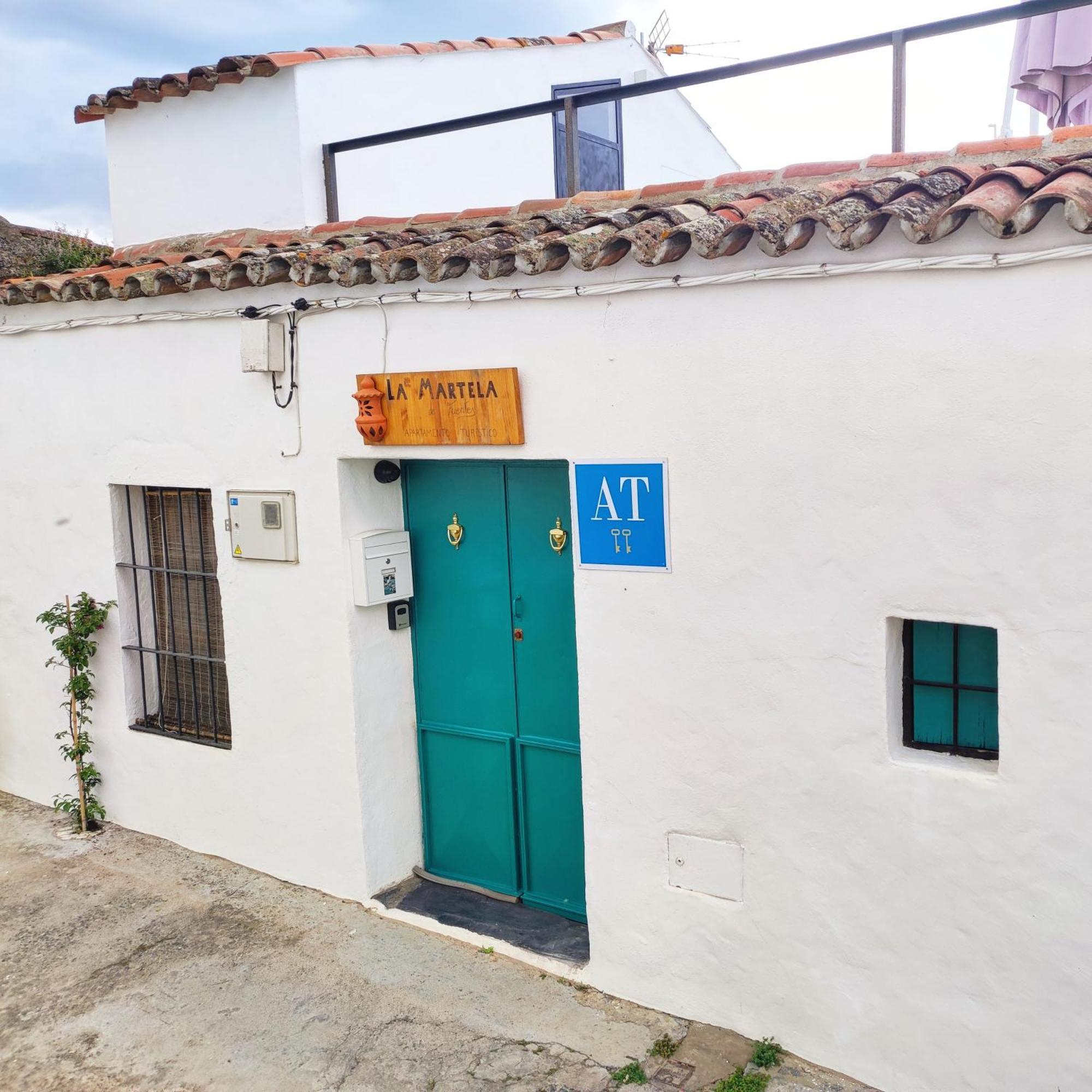 Villa La Martela De Fuentes Casa De Diseno Rural Fuentes de León Esterno foto